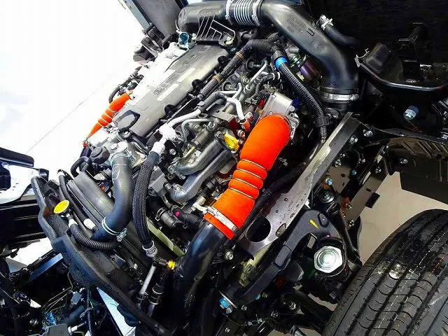 エンジンルーム|いすゞ エルフ 2RG-NHS88A(4WD)の写真31