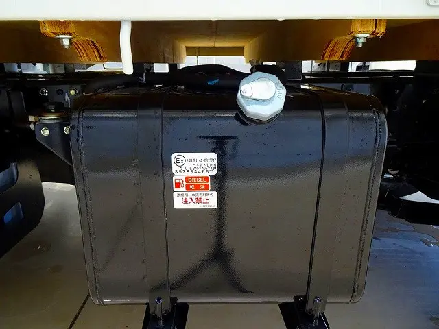 いすゞ エルフ 2RG-NHS88A(4WD)の写真33