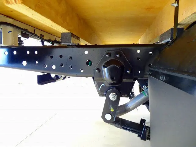 いすゞ エルフ 2RG-NHS88A(4WD)の写真40