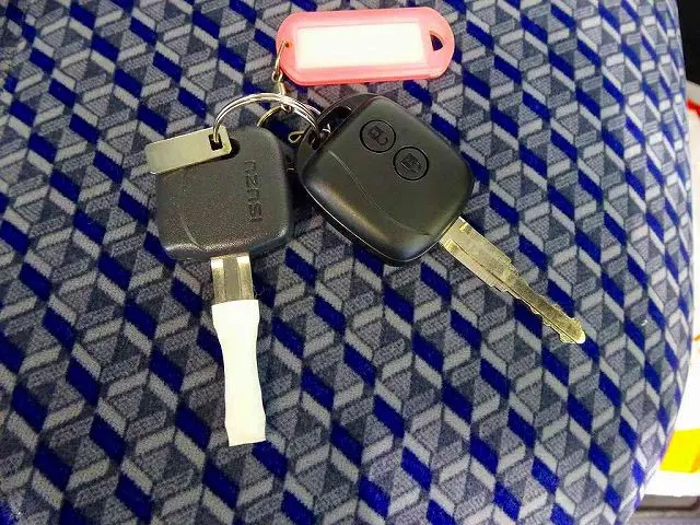 いすゞ エルフ 2RG-NHS88A(4WD)の写真41