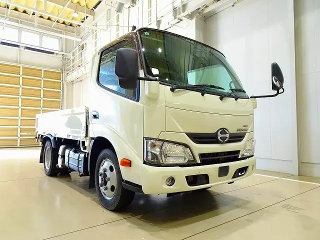 日野 デュトロ TKG-XZU675M(4WD)の写真2