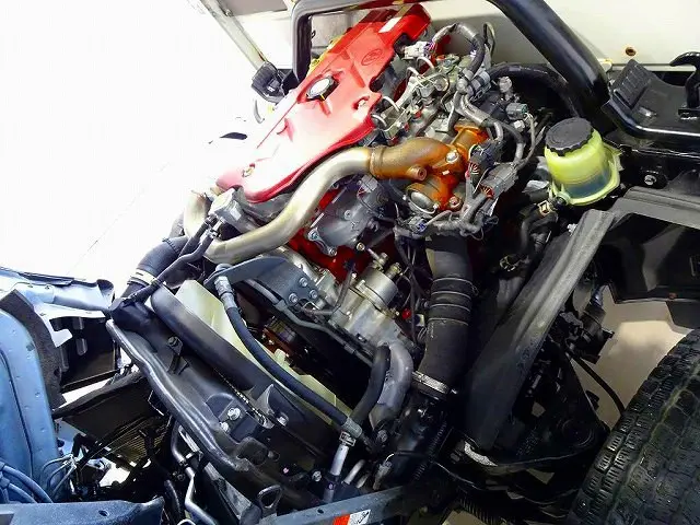 エンジンルーム|日野 デュトロ TKG-XZU675M(4WD)の写真31