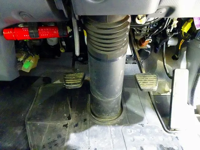 いすゞ エルフ TRG-NJS85A(4WD)の写真17