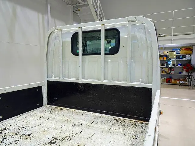 いすゞ エルフ TRG-NJS85A(4WD)の写真24