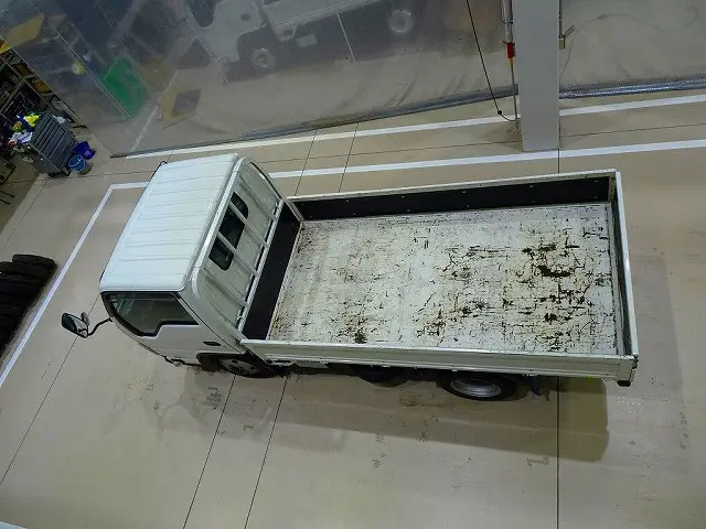 いすゞ エルフ TRG-NJS85A(4WD)の写真29