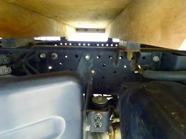 いすゞ エルフ TRG-NJS85A(4WD)の写真36