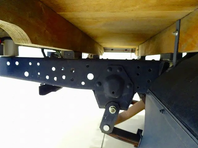 いすゞ エルフ TRG-NJS85A(4WD)の写真37