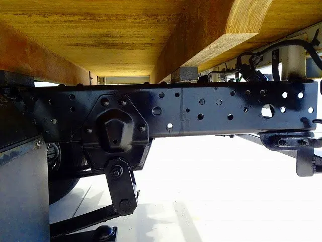 いすゞ エルフ 2RG-NJR88AF(2WD)の写真34