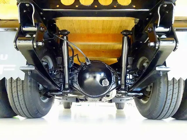 いすゞ エルフ 2RG-NJR88AF(2WD)の写真39