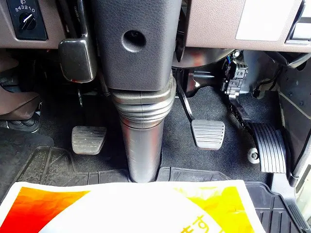 三菱 キャンター 2PG-FEBS0(2WD)の写真16