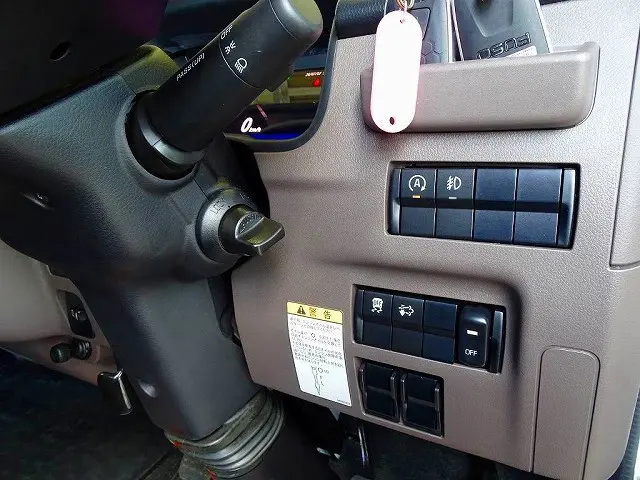 三菱 キャンター 2PG-FEBS0(2WD)の写真18