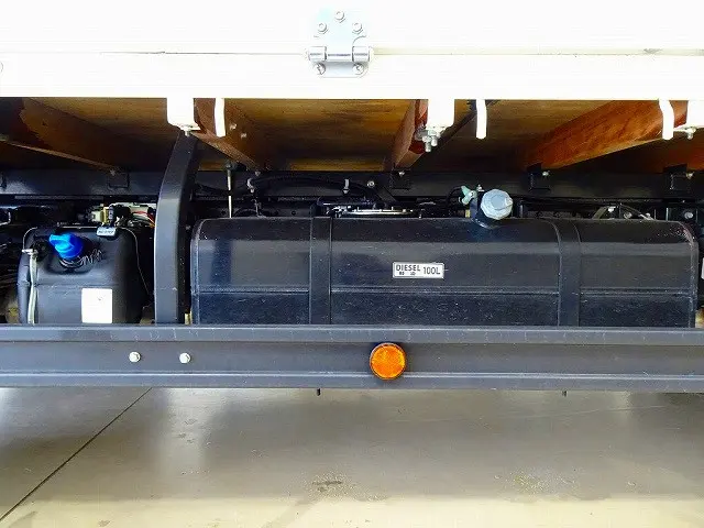 三菱 キャンター 2PG-FEBS0(2WD)の写真36