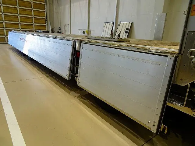 荷台内寸：955×241×70(リア:60)　五方開アルミアオリ　左右中間/リアステンレス製支柱脱着可　左右ステンレス製セイコーラック　落とし込みフック18対|三菱 スーパーグレート 2KG-FS74HZ(8x4)の写真30