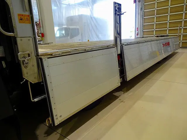 荷台内寸：955×241×70(リア:60)　五方開アルミアオリ　左右中間/リアステンレス製支柱脱着可　左右ステンレス製セイコーラック　落とし込みフック18対|三菱 スーパーグレート 2KG-FS74HZ(8x4)の写真32