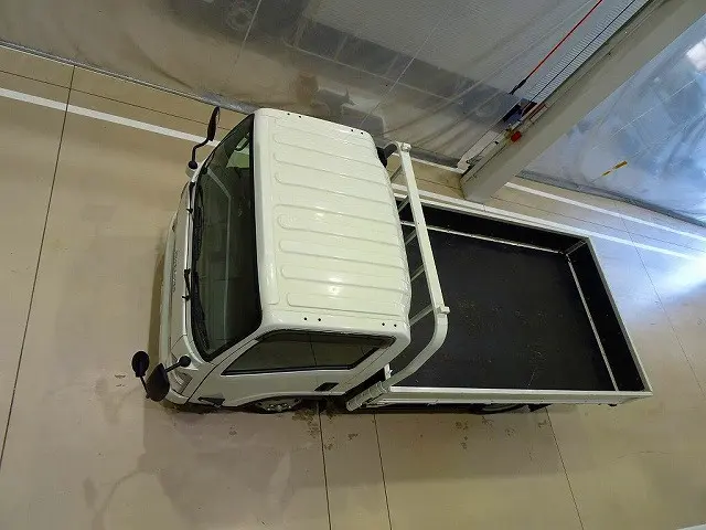 いすゞ エルフ 2RG-NPR88AR(2WD)の写真30