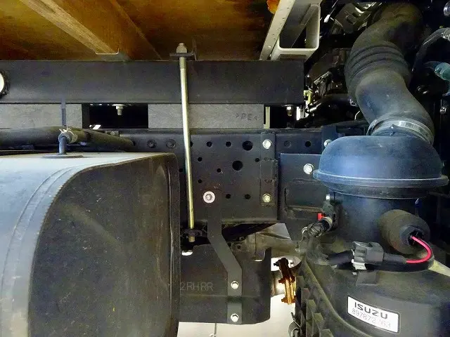 いすゞ エルフ 2RG-NPR88AR(2WD)の写真37