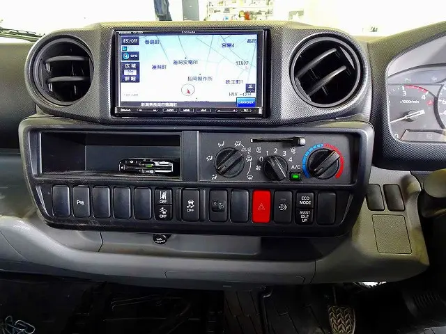 トヨタ ダイナ 2PG-XZU655(2WD)の写真11