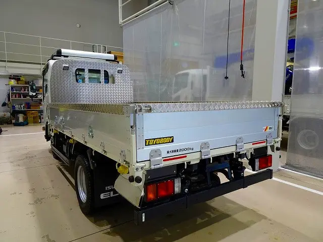 いすゞ エルフ 2RG-NMS88AR(4WD)の写真4