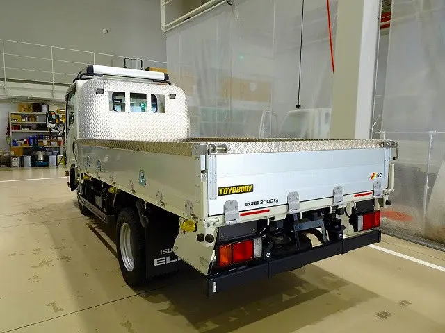 お問合せ管理No.A529 R6 エルフ 2t 4WD(切替式) FFL 標準セミロング アルミブロック 平ボデー|いすゞ エルフ 2RG-NMS88AR(4WD)の写真4