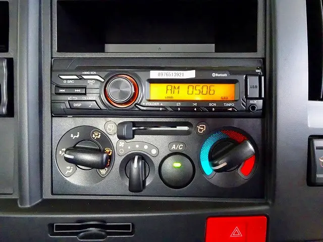 いすゞ エルフ 2RG-NMS88AR(4WD)の写真12