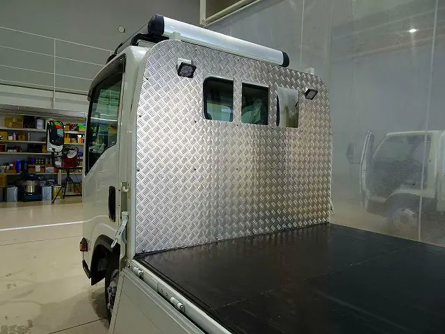 いすゞ エルフ 2RG-NMS88AR(4WD)の写真28
