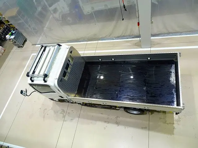 いすゞ エルフ 2RG-NMS88AR(4WD)の写真31