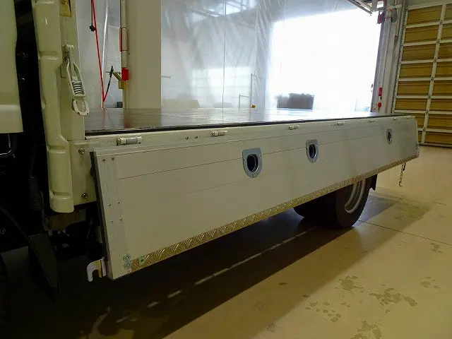 いすゞ エルフ 2RG-NMS88AR(4WD)の写真31