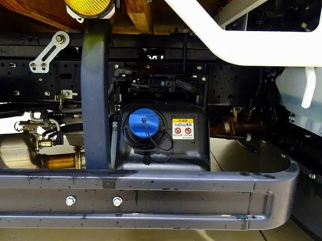 いすゞ エルフ 2RG-NMS88AR(4WD)の写真38