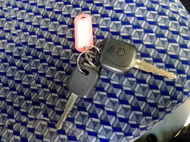 いすゞ エルフ 2RG-NMS88AR(4WD)の写真41