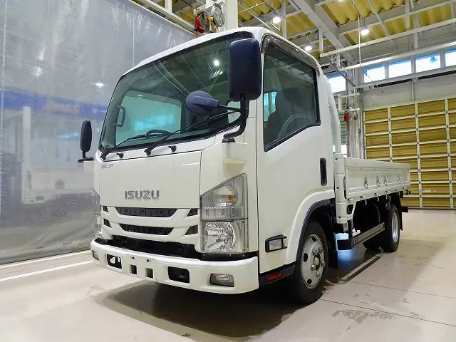 いすゞ エルフ TRG-NMR85R(2WD)の写真1