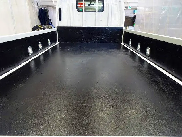 荷台内寸:352×180×38 三方開 ロープ穴4対 リアアオリチェーン2個 前立て荷受け板二重張り|いすゞ エルフ TRG-NMR85R(2WD)の写真22