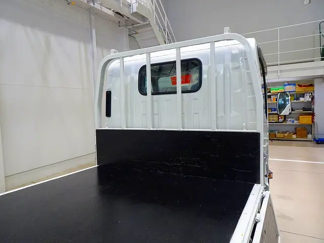 荷台内寸:352×180×38 三方開 ロープ穴4対 リアアオリチェーン2個 前立て荷受け板二重張り|いすゞ エルフ TRG-NMR85R(2WD)の写真25