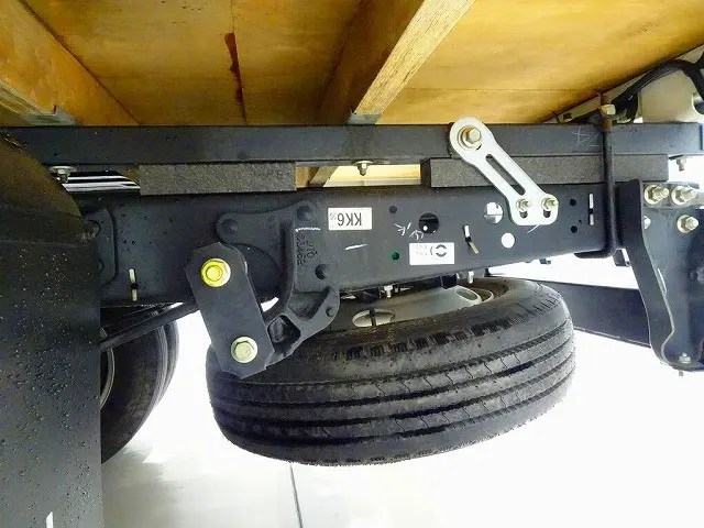 いすゞ エルフ TRG-NMR85R(2WD)の写真33