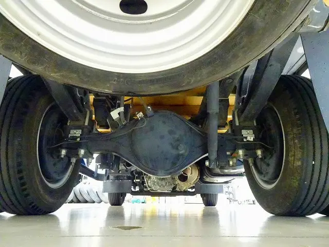 いすゞ エルフ TRG-NMR85R(2WD)の写真34