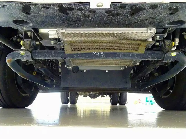 いすゞ エルフ TRG-NMR85R(2WD)の写真35