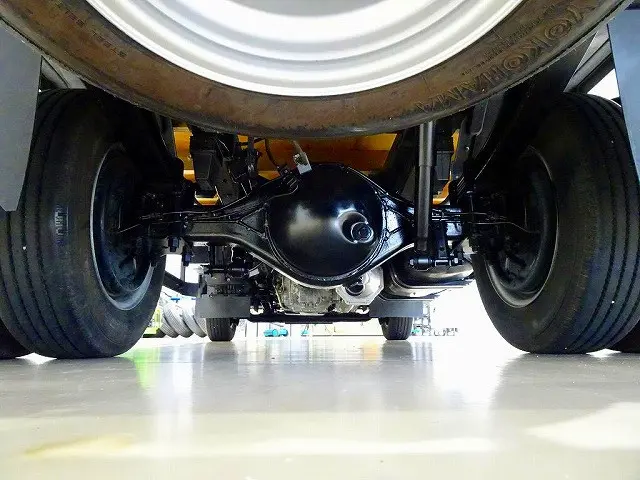 いすゞ エルフ TRG-NMR85R(2WD)の写真38