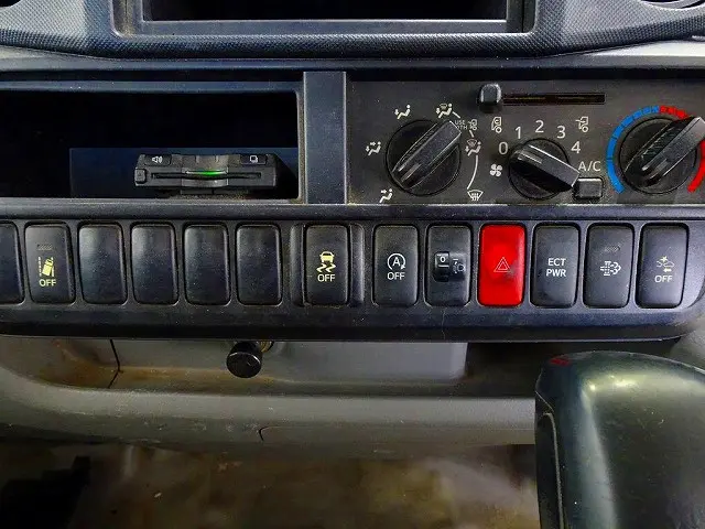 トヨタ トヨエース TKG-XZC605(2WD)の写真11