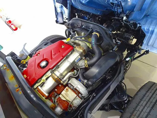 エンジンルーム|トヨタ トヨエース TKG-XZC605(2WD)の写真30