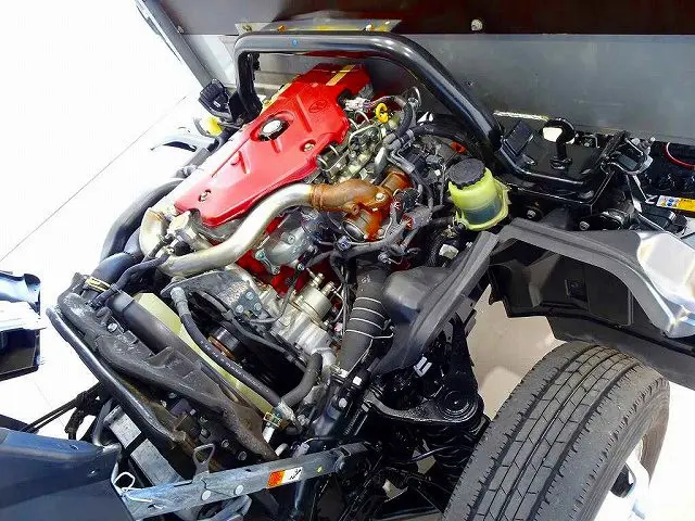 エンジンルーム|トヨタ トヨエース TKG-XZC605(2WD)の写真31