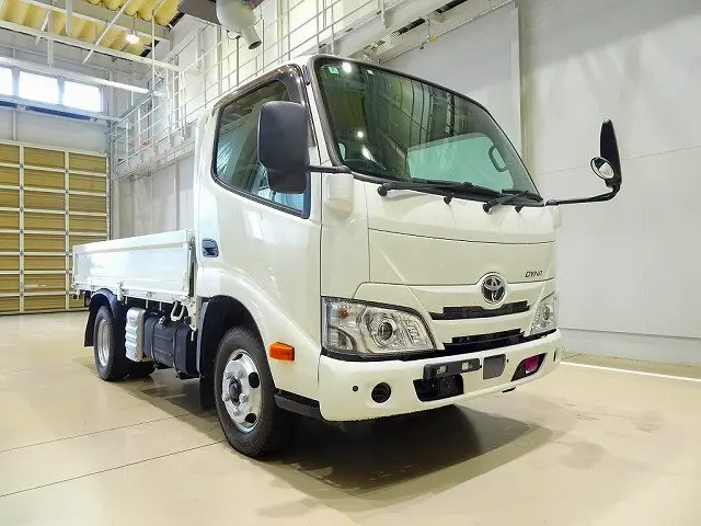 トヨタ ダイナ 2KG-XZC605の写真2