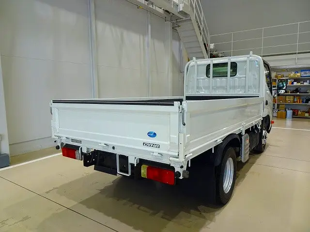 トヨタ ダイナ 2KG-XZC605の写真3