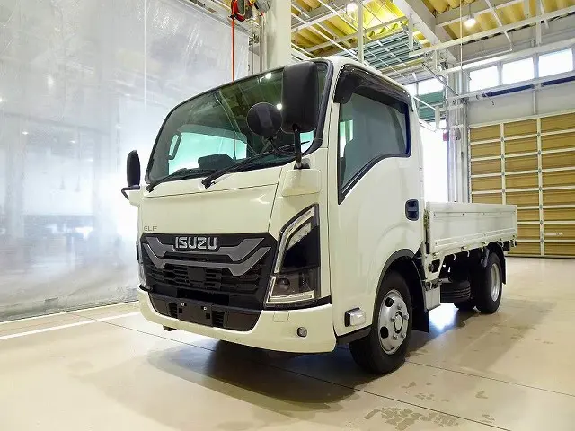 いすゞ エルフ 2TG-NJR88AF(2WD)の写真1