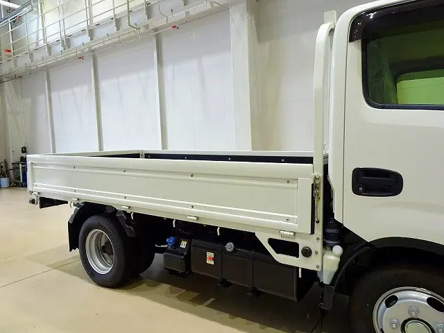 荷台内寸:311×161×38 三方開 リアアオリチェーン2個 鳥居フック3個|いすゞ エルフ 2TG-NJR88AF(2WD)の写真25
