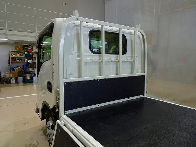荷台内寸:311×161×38 三方開 リアアオリチェーン2個 鳥居フック3個|いすゞ エルフ 2TG-NJR88AF(2WD)の写真28