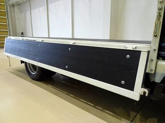 荷台内寸:311×161×38 三方開 リアアオリチェーン2個 鳥居フック3個|いすゞ エルフ 2TG-NJR88AF(2WD)の写真29