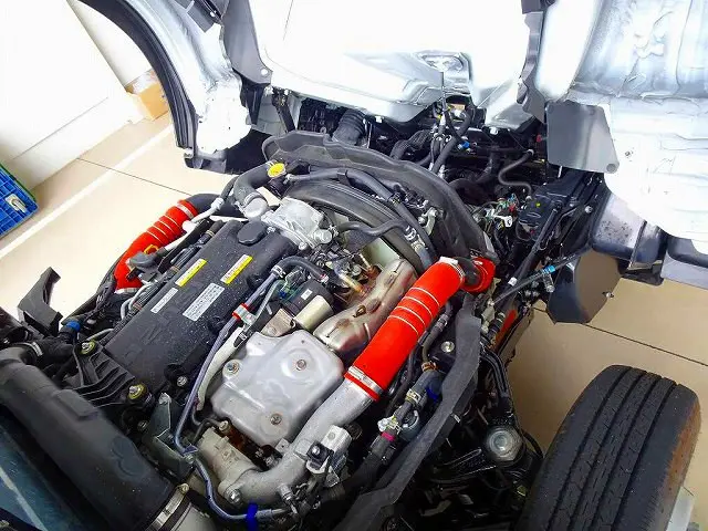 エンジンルーム|いすゞ エルフ 2TG-NJR88AF(2WD)の写真36