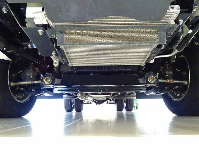いすゞ エルフ 2TG-NJR88AF(2WD)の写真42