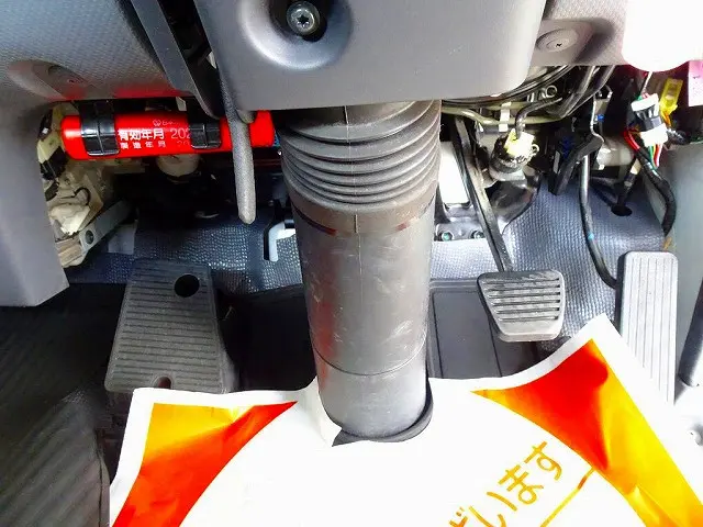 フロアAT　2ペダル|いすゞ エルフ 2RG-NHR88A(2WD)の写真17