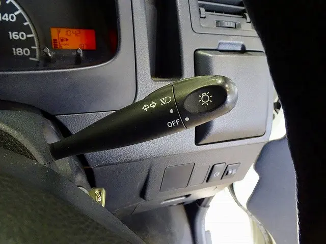 トヨタ ライトエーストラック DBFーS412U(4WD)の写真15