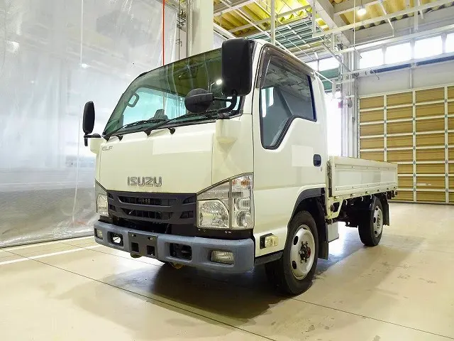 いすゞ エルフ TRG-NHS85A(4WD)の写真1